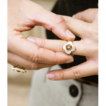 Bague acier doré, Nacre