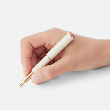 Stylo plume couleur ivoire...